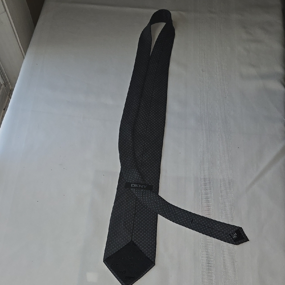 DKNY Men's Gray